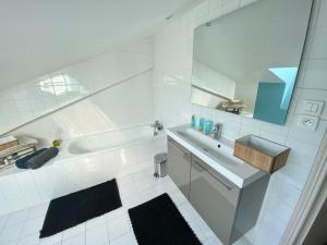 Appartements Superbe LOFT centre-ville - Sauna - parking prive -Clim- 1 a 10personnes : photos des chambres