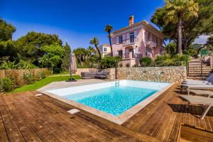 Villas Stunning seaview villa. Villefranche Sur Mer : photos des chambres