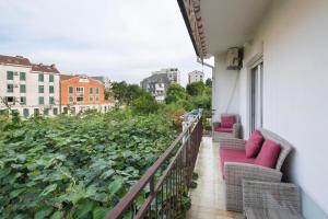 Two-Bedroom Apartment with Balcony room in Apartments Budva Center 2