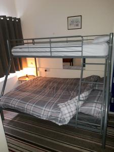Deluxe Double Room (2 Adults + 1 Child) room in Hull Trinity Guest House