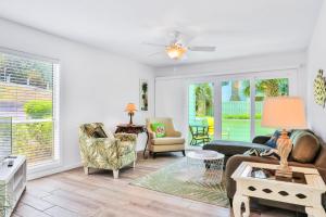 Two Bedroom Apartment  room in Beach Dreamin'