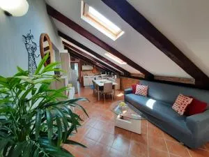 Bed & Breakfast La Mansarda - Naples