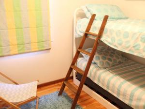 4 Robert Norman Street