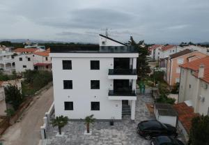 Apartments Ivan M- 20m to the beach