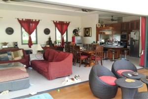 4 Bedroom Villa 4-30 seconds walk to the beach SDV025-By Samui Dream Villas