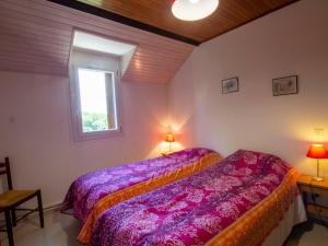 Maisons de vacances Gite Saint-Aubin-de-Nabirat, 4 pieces, 6 personnes - FR-1-616-127 : photos des chambres