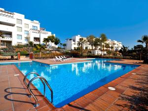 Las Colinas Golf & Country Club Residences