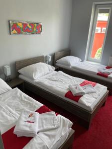 Triple Room room in Hotel Olympia