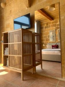 300yo Farmhouse BLUE LAGOON VIEWS ACPOOL QALA