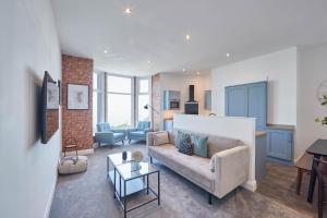 Host & Stay - Sand & Surf