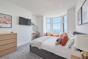 Host & Stay - Sand & Surf