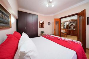 Irenes apartment