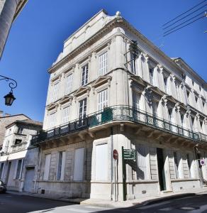 Appartements Meubles de l'Arsenal coeur de ville ! : photos des chambres