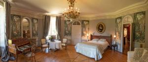 Maisons d'hotes La Villa Palladienne - Chateau de Syam : Chambre Double Deluxe avec Baignoire