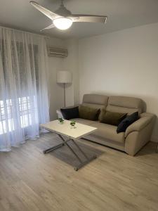 Escondite Real - Royal Hideaway - Vivienda con Fines Turísticos Hospital de San Miguel