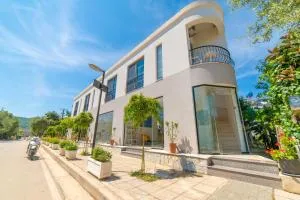 Hotel NEBO - 卡萨米尔