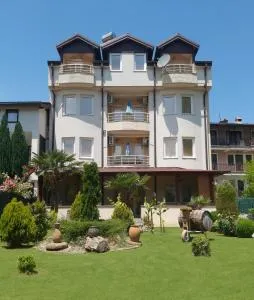 Celus Apartments Ohrid - 佩斯塔尼