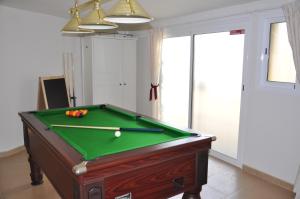 El Descanso - by Costadelsolholiday FAMILY VILLA BY MARINA heated private pool!