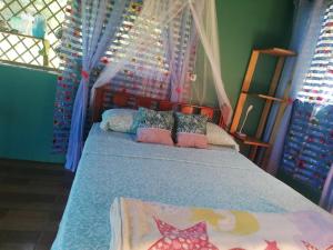 Casita Tangara con balcón y agua caliente