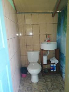 Casita Tangara con balcón y agua caliente