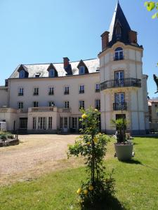 B&B / Chambres d'hotes Chateau Les 4 Saisons : photos des chambres