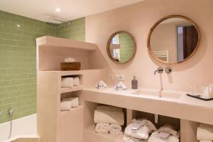 Hotels Hotel Font Mourier : photos des chambres