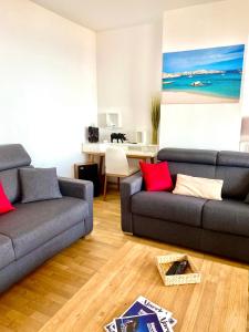 Appartements Grand T2 STANDING AJACCIO Proche centre et plages VUE PANORAMIQUE PARKING PRIVE : photos des chambres
