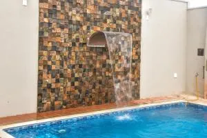 Casa com piscina e Wi-Fi em Itapetininga - 伊塔佩蒂宁加
