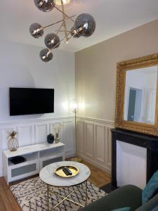Bella Mia - Chic apartment near Orly Rport 15mns frm Paris