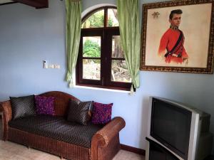Ever dreamed of staying in a 3 Bedroom Castle-SDV044B-By Samui Dream Villas