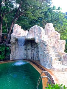 Ever dreamed of staying in a 2 Bedroom Castle-SDV044C-By Samui Dream Villas