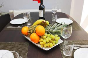 F-1093 Villa Elise FeWo 03 Veranda, Gartennutzung