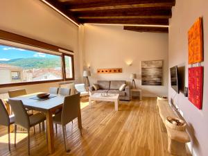 Apartamentos Turísticos Ezcaray