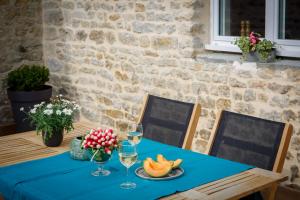 Maisons de vacances Gites de charme pour 2 au calme aux portes de Bayeux by Le Clos Poulain : photos des chambres