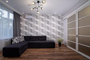 Arcadia Hills Apartment