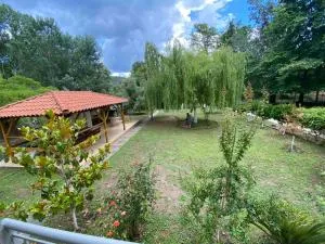 Three Rivers Private Cottage - Lagomandra