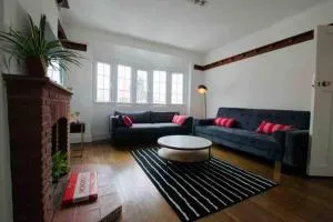 Birds Nest in Frinton-On-Sea - Kirby Cross