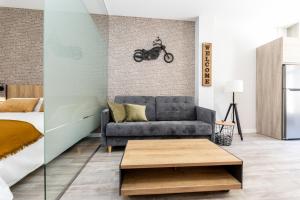 APARTAMENTOS AVENIDA DE AMERICA