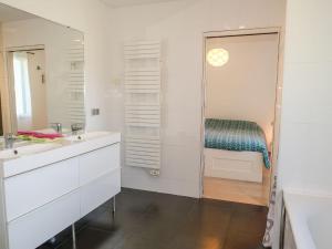 Maisons de vacances Holiday Home Penn Sardin - DNZ100 by Interhome : photos des chambres