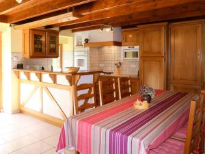 Maisons de vacances Holiday Home Entre Terre et Mer - PML102 by Interhome : photos des chambres