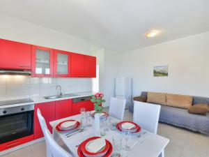 Apartment Matas-2 by Interhome