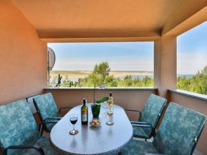 Apartment Matas-1 by Interhome