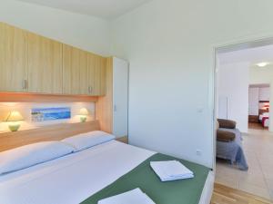 Apartment Matas-4 by Interhome