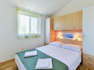 Apartment Matas-4 by Interhome