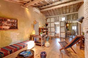 Monte Croci Apartment by Mamo Florence