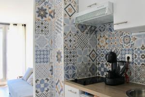 LE SERINITY - Studio 10 min des plages à pieds, wifi, parking, clim