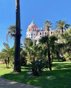 Appartements Centre, deux pieces, calme, terrasse plein sud : photos des chambres