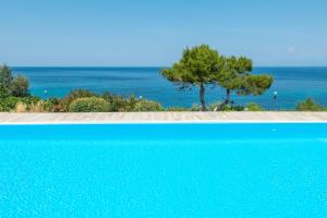 Villa Gioia con piscina sul mare