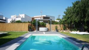 Dependance in Villa con piscina