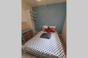 Tout à pied, 100m de la plage! Grand 2 pièces cosy